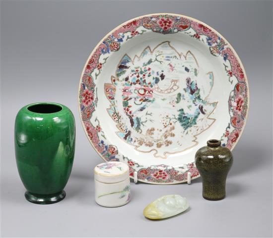 A Chinese famille rose plate, a jar and cover, two small vases and a jade carving dish diameter 21.5cm